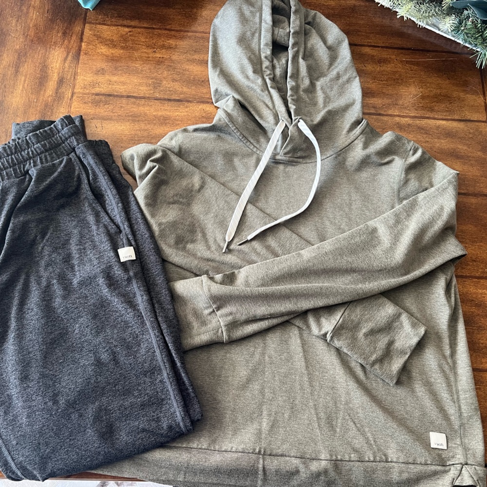 Vuori Performance Joggers & Halo Essential Hoodie